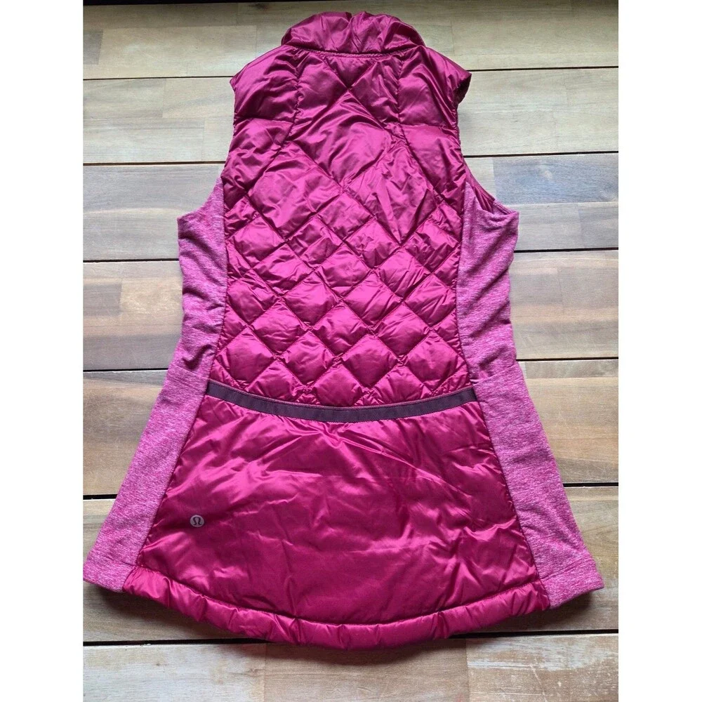 Lululemon Down For A Run Vest Berry Rumble, sz 4